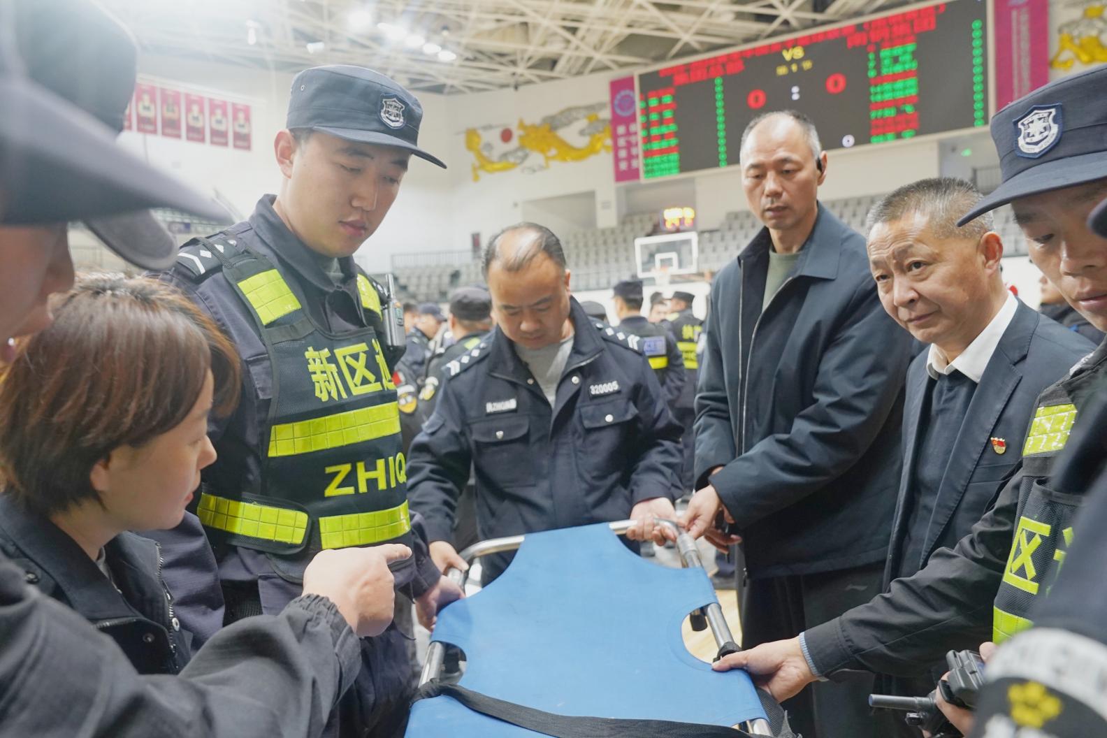 E:/25.12.10后 上傳網(wǎng)站留存/“保安衛(wèi)士”護(hù)航，熱血燃賽場(chǎng)！——南京市保安服務(wù)有限公司大廠分公司保障WCBA女籃聯(lián)賽激情開(kāi)燃/照片/微信圖片_20251210133623_254_1.jpg微信圖片_20251210133623_254_1